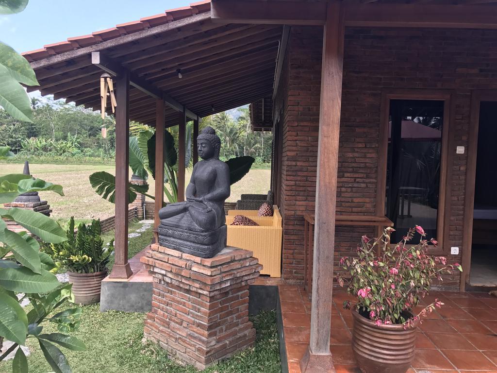 Rumah Dharma Магеланг Экстерьер фото